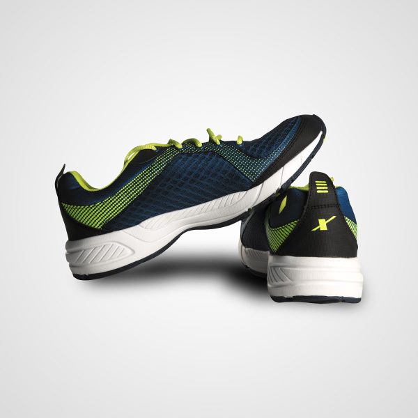 Zapatos deportivos verdes DNK